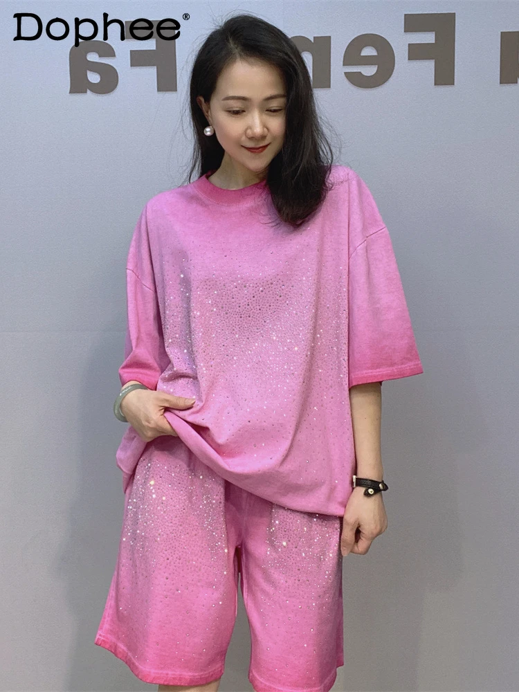 Short-sleeved T-shirt Gradual Change Color Casual Shorts Sets Women Summer Diamond Loose Short-sleeved T-shirt Two-piece Sets
Short-sleeved T-shirt Gradual Change Color Casual Shorts Sets Women Summer Diamond Loose Short-sleeved T-shirt Two-piece Sets
