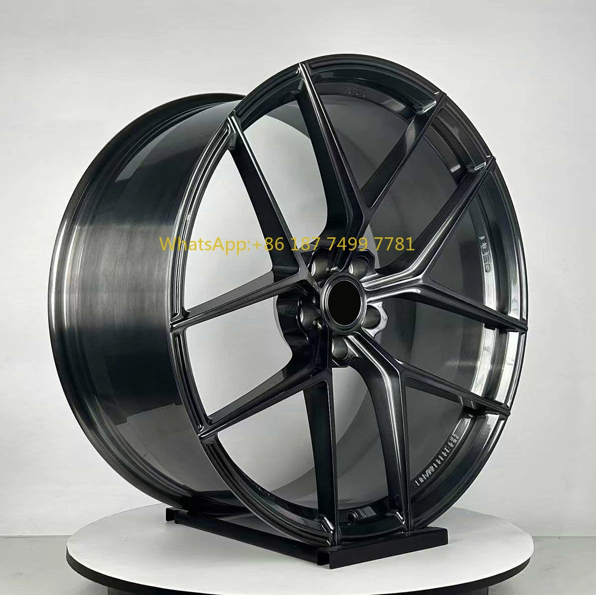 Высококачественные кованые диски из сплава 6061-T6, 17-24 дюйма, 5x112, моноблочные, для спортивных седанов
Высококачественные кованые диски из сплава 6061-T6, 17-24 дюйма, 5x112, моноблочные, для спортивных седанов