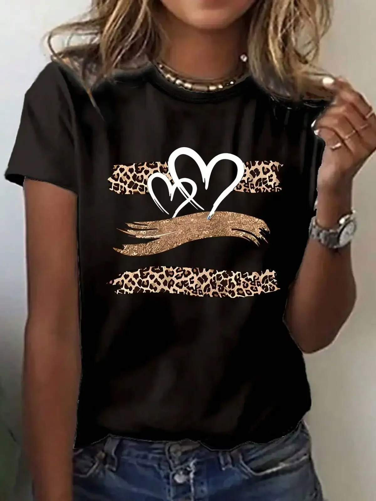 Mother's Day & Cartoon Color Heart Print T-Shirt, Summer And Spring Short Sleeve Crew Neck Casual Top, Women's Clothing,Breathable And Comfortable Short-Sleeved Round-Neck Top, Suitable For All Seasons, Everyday Wear For Women
Mother's Day & Cartoon Color Heart Print T-Shirt, Summer And Spring Short Sleeve Crew Neck Casual Top, Women's Clothing,Breathable And Comfortable Short-Sleeved Round-Neck Top, Suitable For All Seasons, Everyday Wear For Women