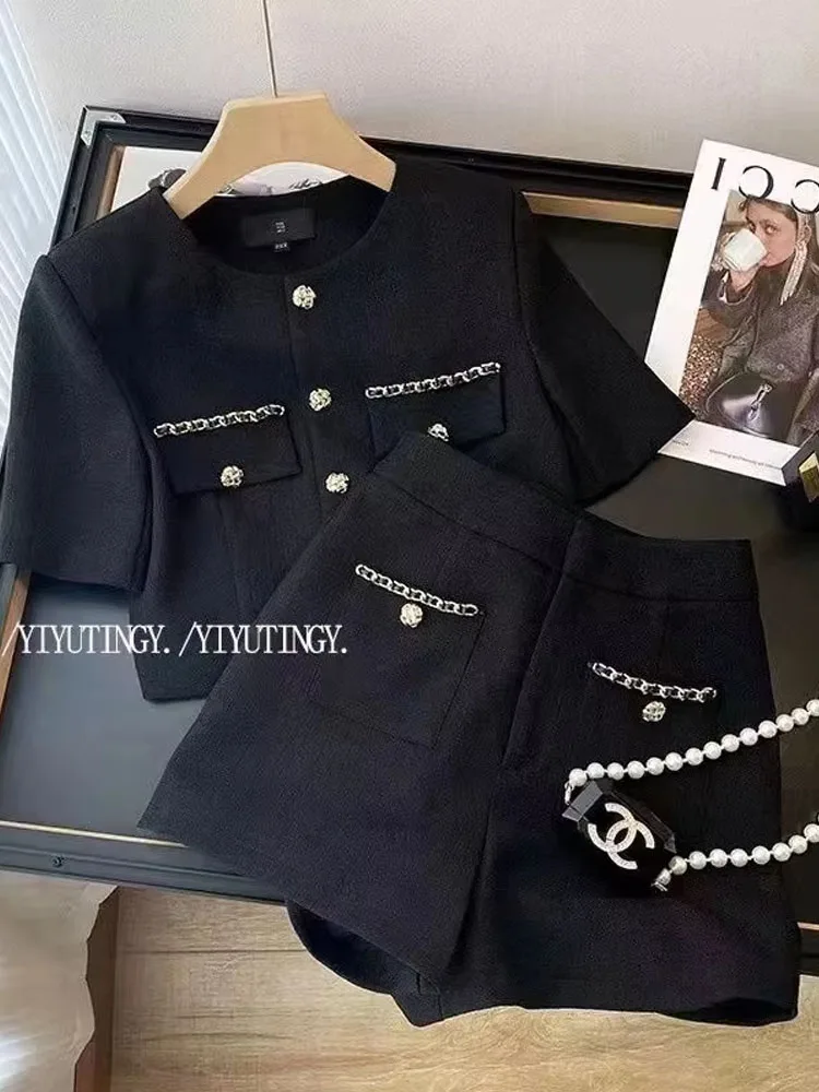 Women Fragrance Vintage 90S Black Suit Button Top And Pant Two Piece Set Female Summer Matching Outfit Ladies Jacquard Clothing
Women Fragrance Vintage 90S Black Suit Button Top And Pant Two Piece Set Female Summer Matching Outfit Ladies Jacquard Clothing