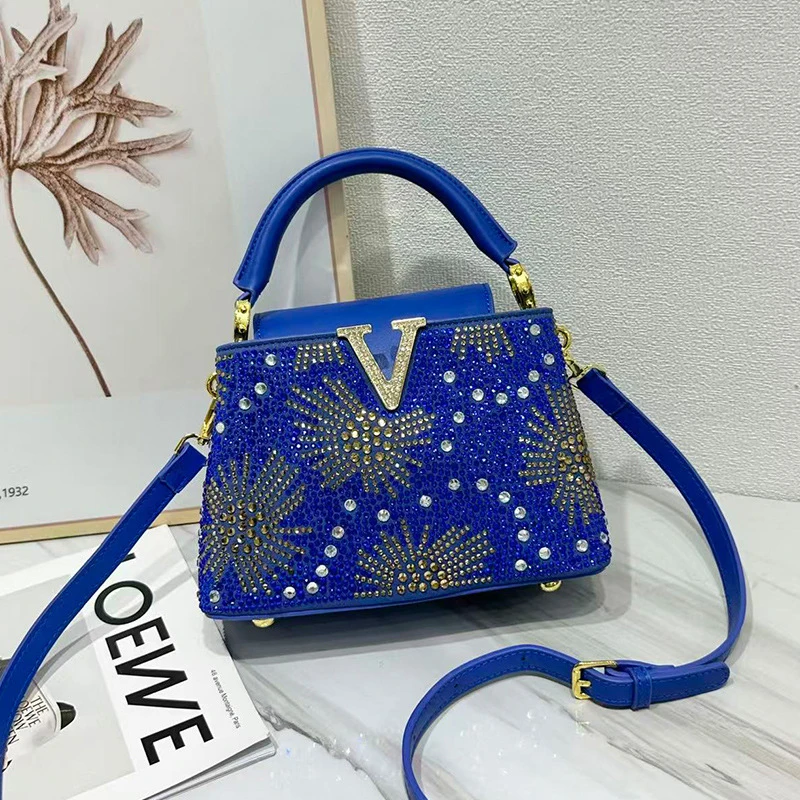 New stylish rhinestone bucket bag, versatile and fashionable ladies' bag, shoulder and crossbody bag for women
New stylish rhinestone bucket bag, versatile and fashionable ladies' bag, shoulder and crossbody bag for women