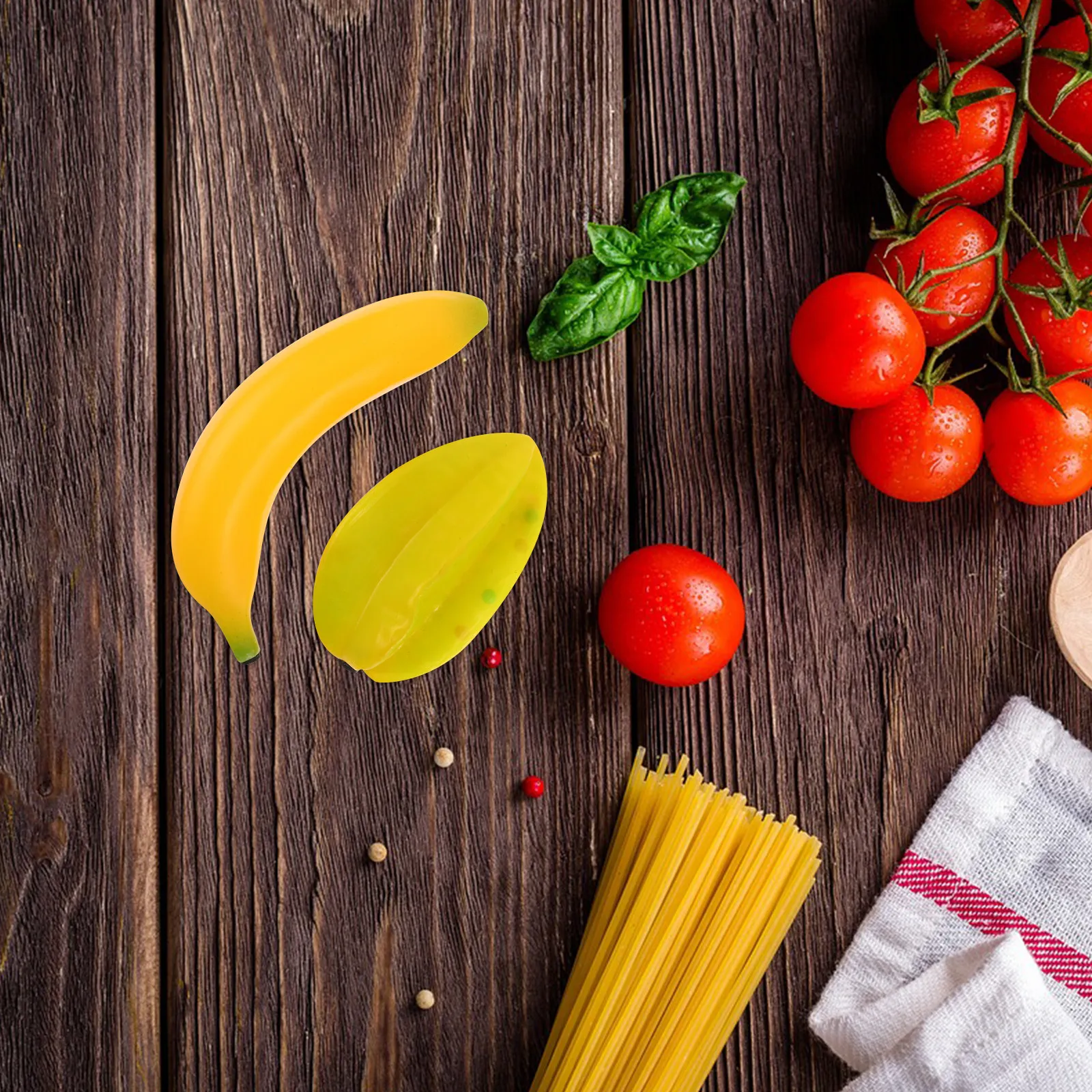 2Pcs Realistic Fruit Shakers Banana Vegetable Design Plastic Musical Maracas for Toddlers Kids Early Music Education Cognitive
2Pcs Realistic Fruit Shakers Banana Vegetable Design Plastic Musical Maracas for Toddlers Kids Early Music Education Cognitive