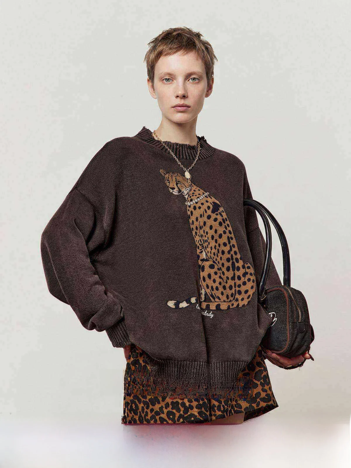 Black Leopard Print round Neck Sweater Women's Loose Fit Spring 2026 New Style Knitted Long Sleeve Commute Fashion Top
Black Leopard Print round Neck Sweater Women's Loose Fit Spring 2026 New Style Knitted Long Sleeve Commute Fashion Top