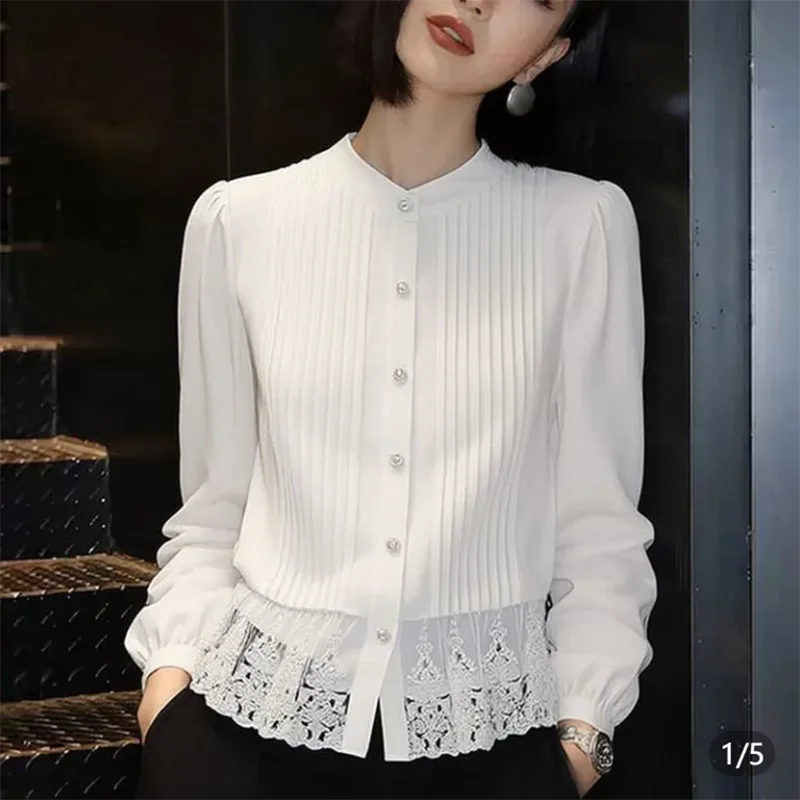 French Lace Splice Long Sleeve Shirt 2026 New Accordion Spring Commute White Top Stand Collar Blouse for Women
French Lace Splice Long Sleeve Shirt 2026 New Accordion Spring Commute White Top Stand Collar Blouse for Women