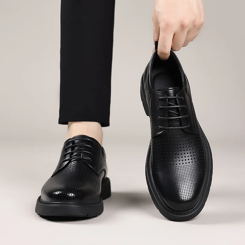 Hot Retro gentlemen's men's shoes High quality luxury style Black Brown adult thick soled shoes Leisure Business Versatile
Hot Retro gentlemen's men's shoes High quality luxury style Black Brown adult thick soled shoes Leisure Business Versatile