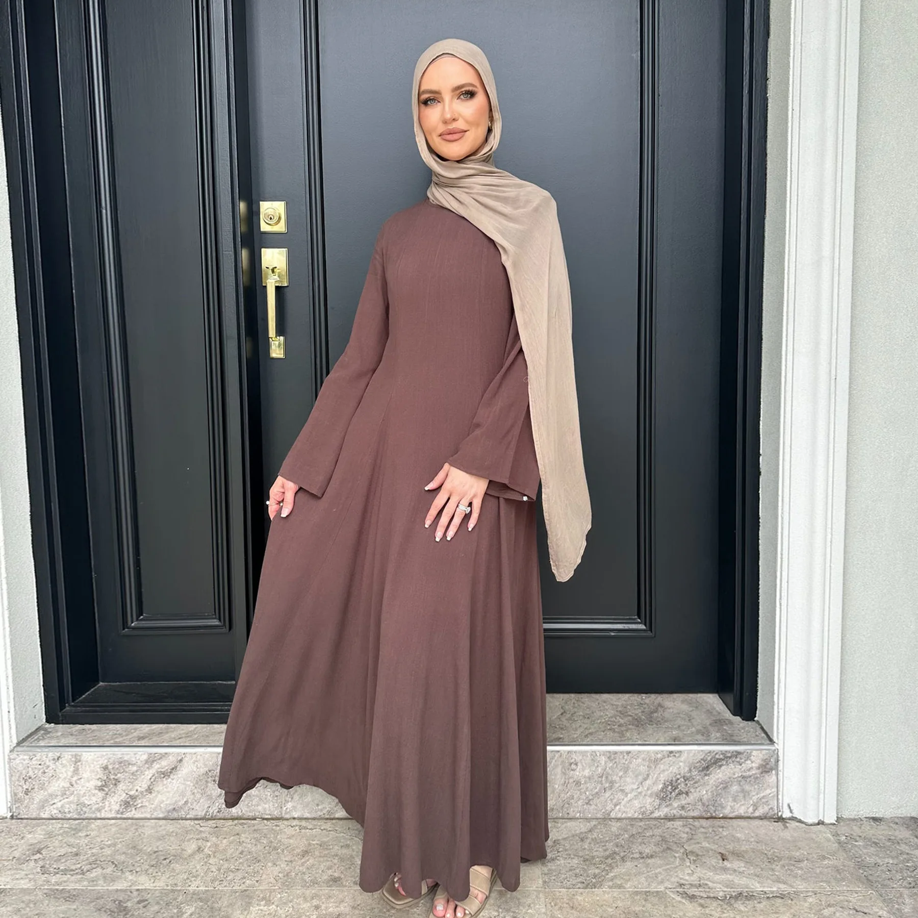 Saudi Arabia Muslim Women Modest Dress Eid Ramadan Djellaba Long Robe Dubai Abayas Islamic Kaftan Caftan Turkey Lace-up Clothes
Saudi Arabia Muslim Women Modest Dress Eid Ramadan Djellaba Long Robe Dubai Abayas Islamic Kaftan Caftan Turkey Lace-up Clothes