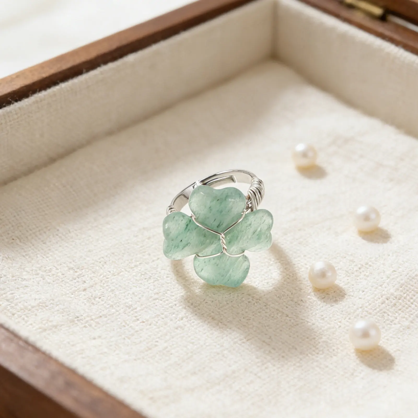 Clover Ring Women's Dainty Green Crystal Four Leaf Jewelry Gift for Her Valentine's Day Birthday Anniversary
Clover Ring Women's Dainty Green Crystal Four Leaf Jewelry Gift for Her Valentine's Day Birthday Anniversary