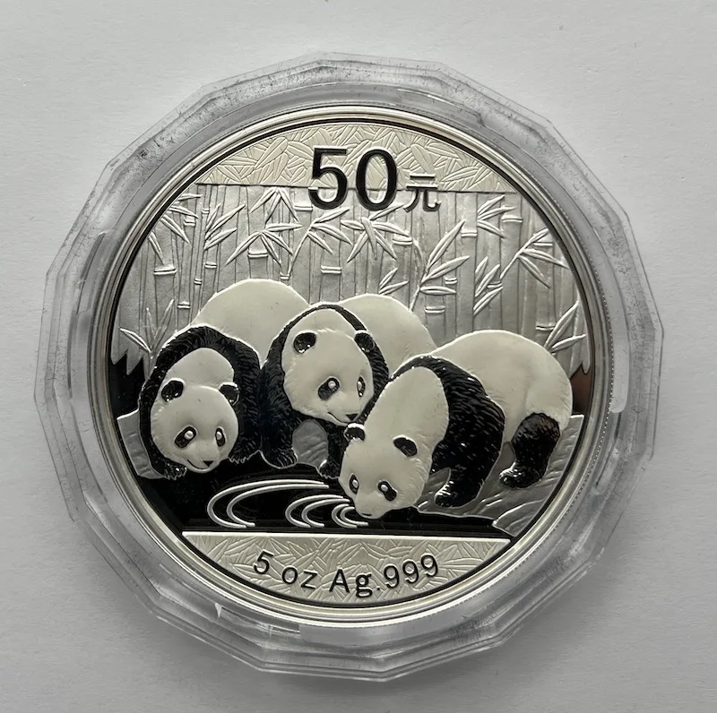 1987-2015 China 5 oz Ag.999 Silver Panda Coin UNC
1987-2015 China 5 oz Ag.999 Silver Panda Coin UNC