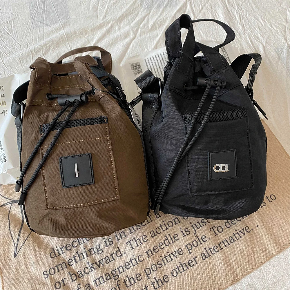 Women's Bucket Bag Casual Sports Crossbody Bag Small Portable Item Bag Sports Crossbody Bag Portable Large Capacity Storage Bag
Women's Bucket Bag Casual Sports Crossbody Bag Small Portable Item Bag Sports Crossbody Bag Portable Large Capacity Storage Bag