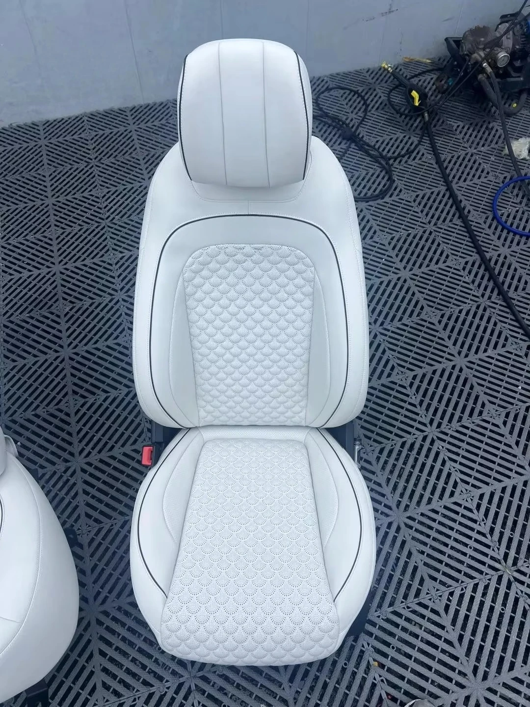 Car Inter Seat Cover Fit for G Class G55G500G63G350D Car Interior Modified Parts Car Accessories
Car Inter Seat Cover Fit for G Class G55G500G63G350D Car Interior Modified Parts Car Accessories