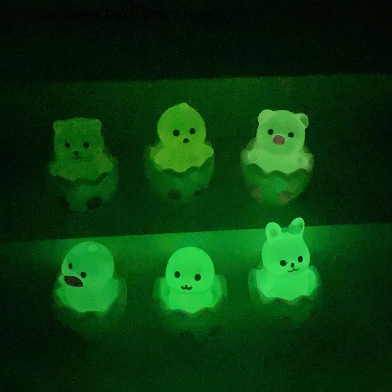 Mini Luminous Eggshell Animal Car Ornaments Micro Landscape Decor Dolls House Scene Decor DIY Desktop Ornaments Toy Gift
Mini Luminous Eggshell Animal Car Ornaments Micro Landscape Decor Dolls House Scene Decor DIY Desktop Ornaments Toy Gift