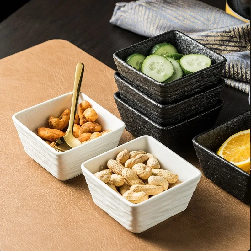 Square Snack Plate Japanese Sauce Seasoning Dish Retro Ceramics Dessert Dish Restaurant Originality Fresh Fruit Salad Small Bowl
Square Snack Plate Japanese Sauce Seasoning Dish Retro Ceramics Dessert Dish Restaurant Originality Fresh Fruit Salad Small Bowl