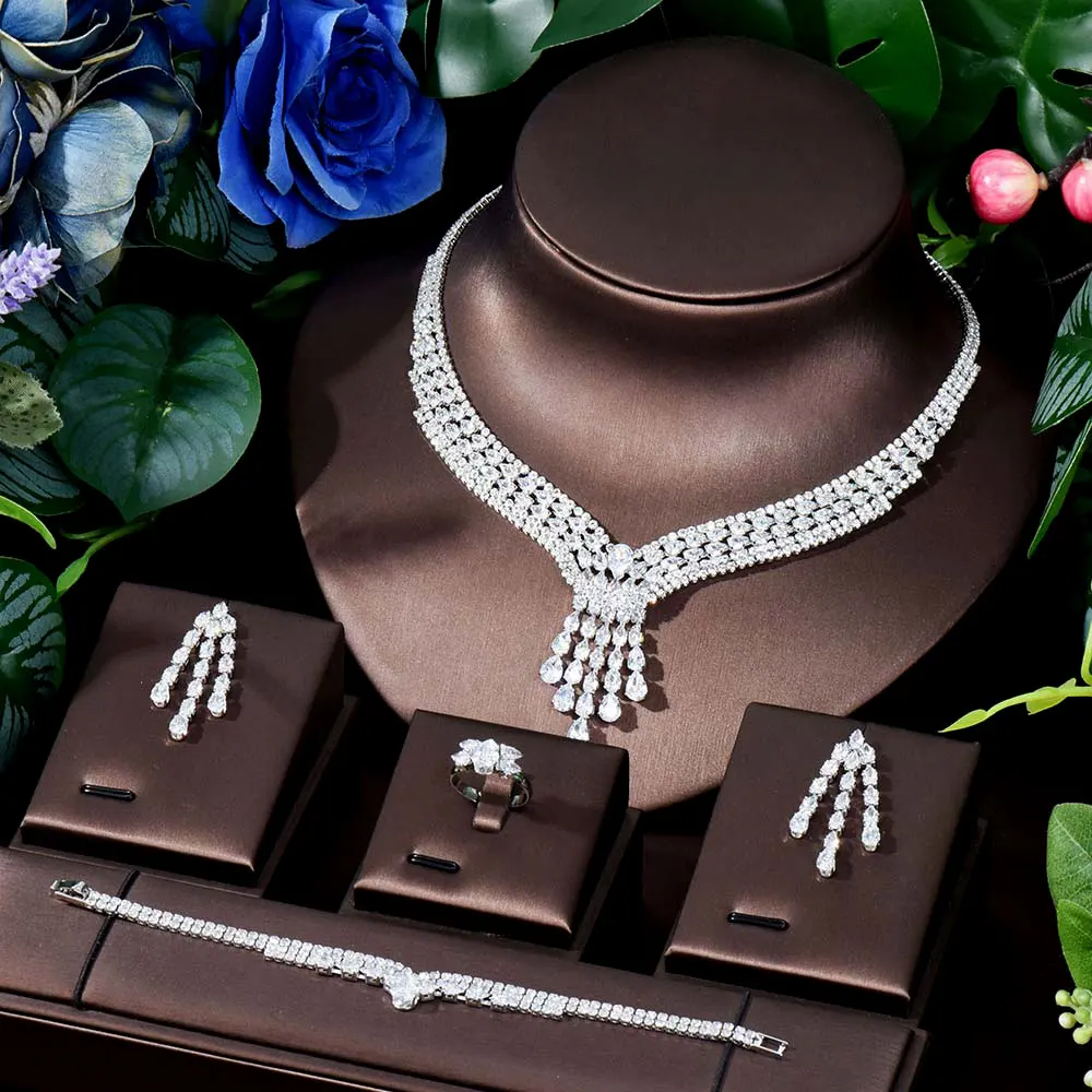 HIBRIDE Fashionable all-purpose versatile jewellery women's set inlaid necklace earrings holiday wedding dress accessories S-442
HIBRIDE Fashionable all-purpose versatile jewellery women's set inlaid necklace earrings holiday wedding dress accessories S-442