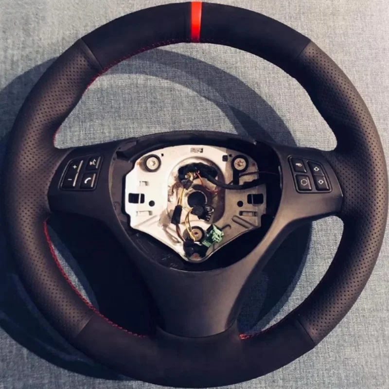 Индивидуальный противоскользящий чехол на руль из кожи и замши M Sport M3 E90 E91 E92 E93 E87 E81 E82 E88 X1 для BMW E84
Индивидуальный противоскользящий чехол на руль из кожи и замши M Sport M3 E90 E91 E92 E93 E87 E81 E82 E88 X1 для BMW E84