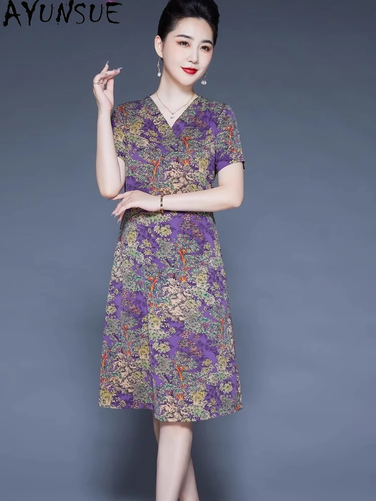 AYUNSUE 100% Mulberry Silk Women's Dresses V-Neck Loose Dresses for Woman Clothes 2025 Elegant Summer New in Dresses Jupe Femmes
AYUNSUE 100% Mulberry Silk Women's Dresses V-Neck Loose Dresses for Woman Clothes 2025 Elegant Summer New in Dresses Jupe Femmes