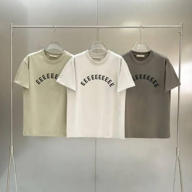 Классические мужские футболки 24SS 2025 года, нагрудная арка, силиконовые футболки с 3D буквенным логотипом, дизайнерские брендовые хлопковые футболки
Классические мужские футболки 24SS 2025 года, нагрудная арка, силиконовые футболки с 3D буквенным логотипом, дизайнерские брендовые хлопковые футболки