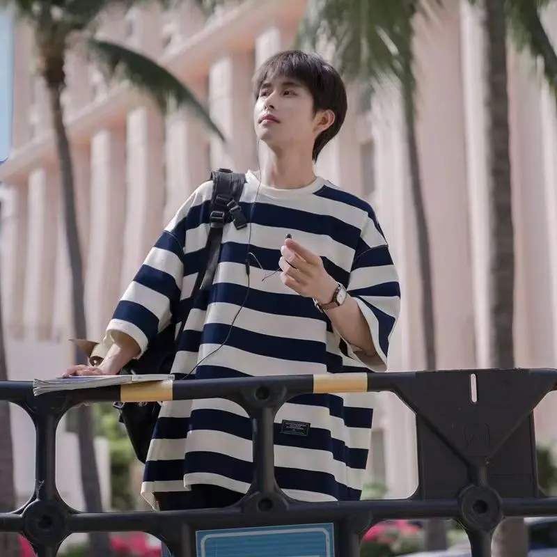 Striped T-shirt short-sleeved men's new summer style all-match trendy heavy weight T-shirt American trendy brand half-sleeved
Striped T-shirt short-sleeved men's new summer style all-match trendy heavy weight T-shirt American trendy brand half-sleeved