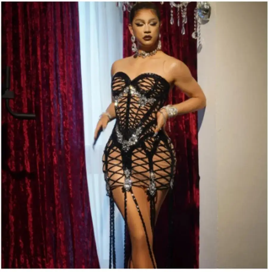 Sexy Rhinestones Black Sequins Bodycon Short Dress Mesh Transparent for Women Party Celebriate Birthday Dress Show Stage Wear
Sexy Rhinestones Black Sequins Bodycon Short Dress Mesh Transparent for Women Party Celebriate Birthday Dress Show Stage Wear