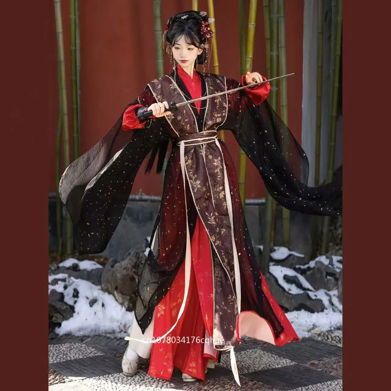 Trendy Cool Gold Stamped Hanfu Men Women Traditional Chinese Weijin Period Clothing Couples Party Cosplay Costume Han Dresses
Trendy Cool Gold Stamped Hanfu Men Women Traditional Chinese Weijin Period Clothing Couples Party Cosplay Costume Han Dresses