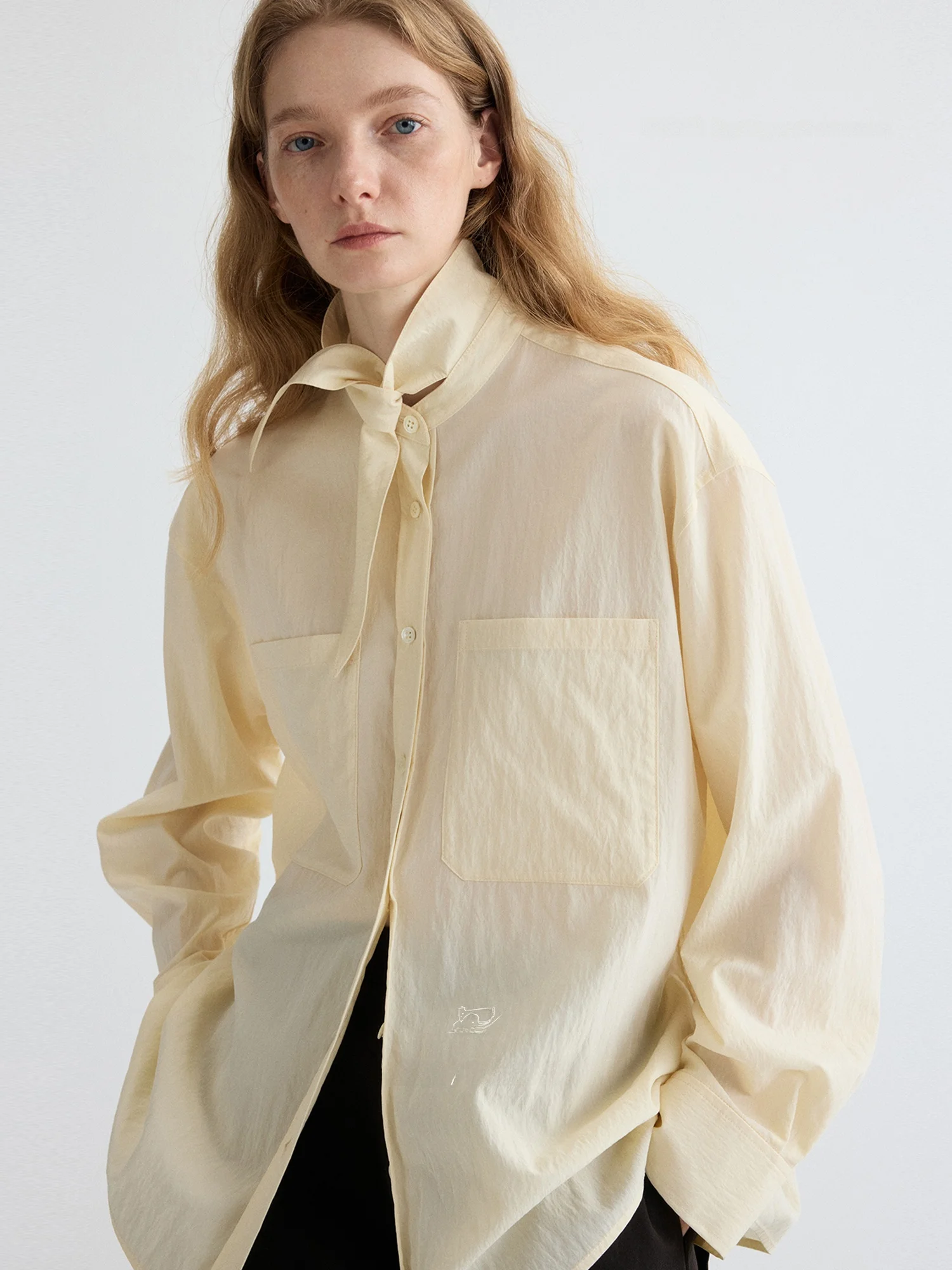 Nice People 2026SS Silk Charmeuse Long Sve irt Rabbit Ear Collar Wrinkle Texture Sense Casual Sle Women's Faion
Nice People 2026SS Silk Charmeuse Long Sve irt Rabbit Ear Collar Wrinkle Texture Sense Casual Sle Women's Faion