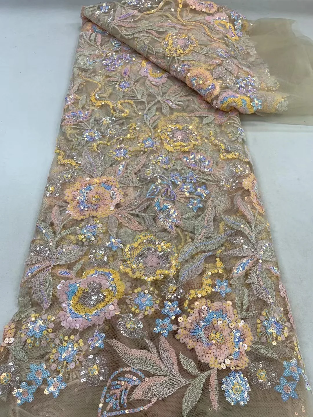 African Beautiful Bride Lace Fabric 2024 High Quality Nigerian French Tulle Lace Fabric Embroidery Sequins Fabric For Wedding
African Beautiful Bride Lace Fabric 2024 High Quality Nigerian French Tulle Lace Fabric Embroidery Sequins Fabric For Wedding