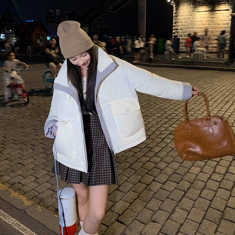 Women Winter Down Cotton Jacket 2025 New Warm Thick Stand Collar Parkas Coats Casual Loose Female Commuter Puffer Overcoat
Women Winter Down Cotton Jacket 2025 New Warm Thick Stand Collar Parkas Coats Casual Loose Female Commuter Puffer Overcoat