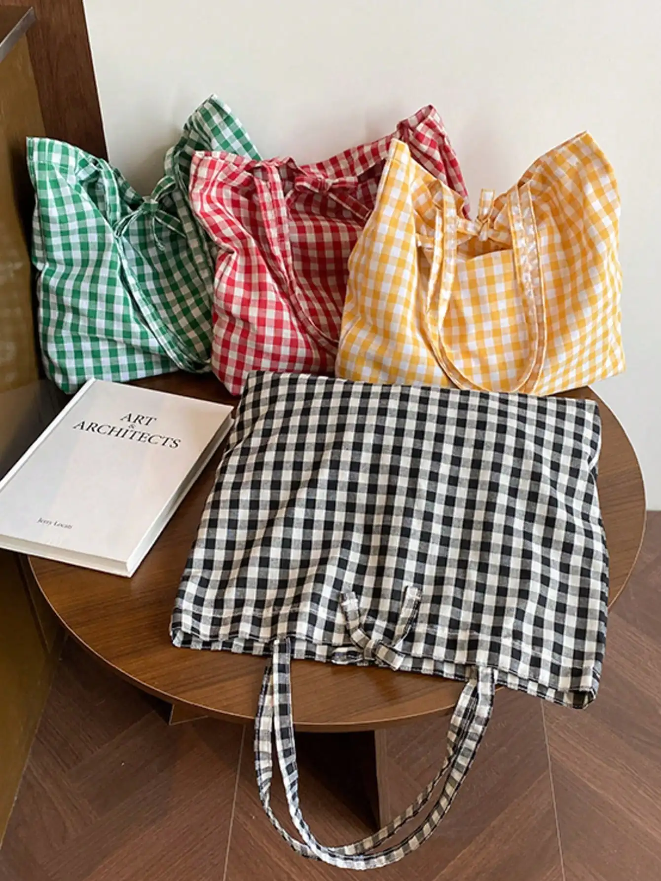 Хлопковая сумка-тоут с принтом в клетку - большая сумка через плечо для путешествий, пляжа и повседневного использования
Хлопковая сумка-тоут с принтом в клетку - большая сумка через плечо для путешествий, пляжа и повседневного использования