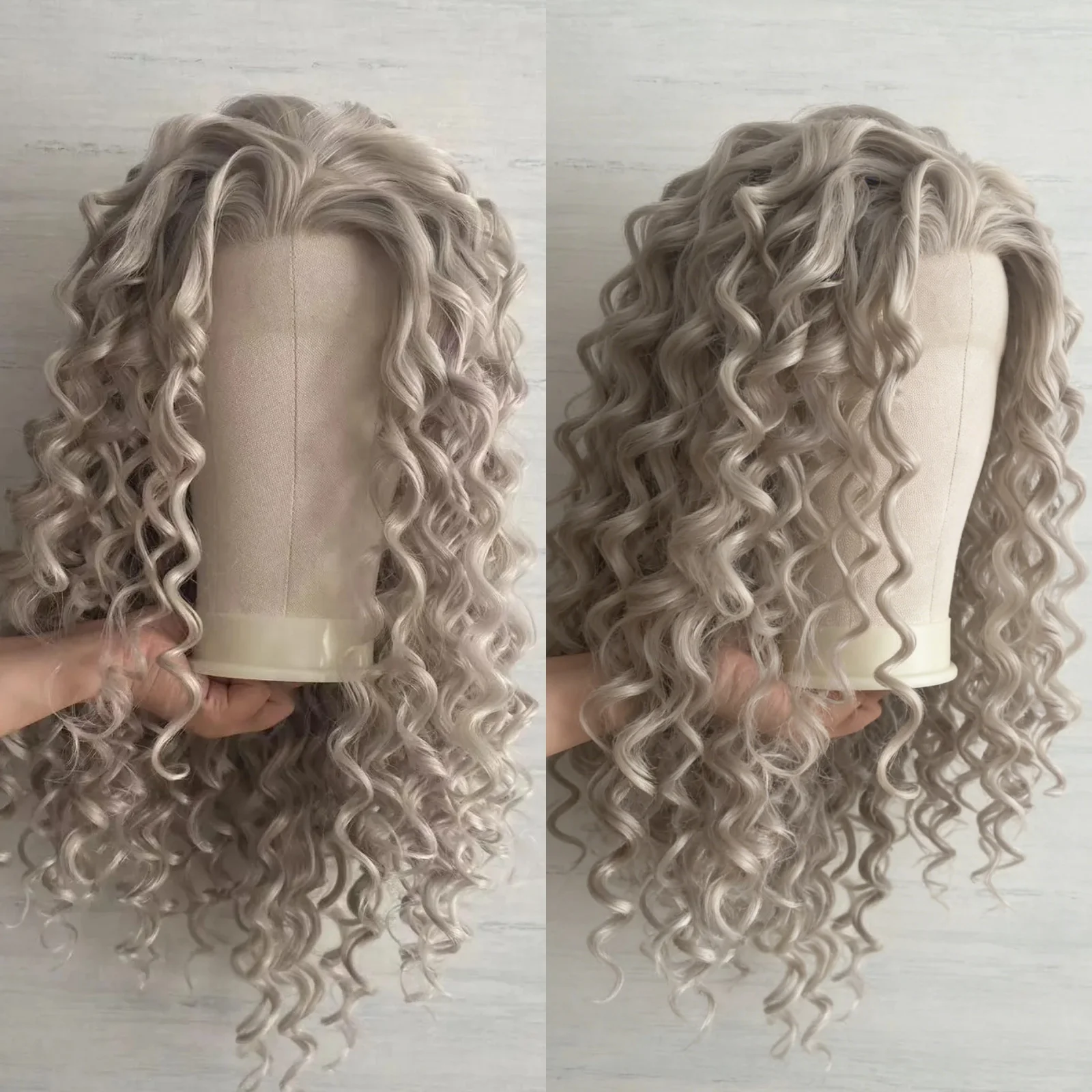 Light Blonde Loose Curly Wigs for Women Free Part Silver Grey Long Curly Wavy Synthetic 13X4 Lace Frontal Daily Party Cosplay
Light Blonde Loose Curly Wigs for Women Free Part Silver Grey Long Curly Wavy Synthetic 13X4 Lace Frontal Daily Party Cosplay