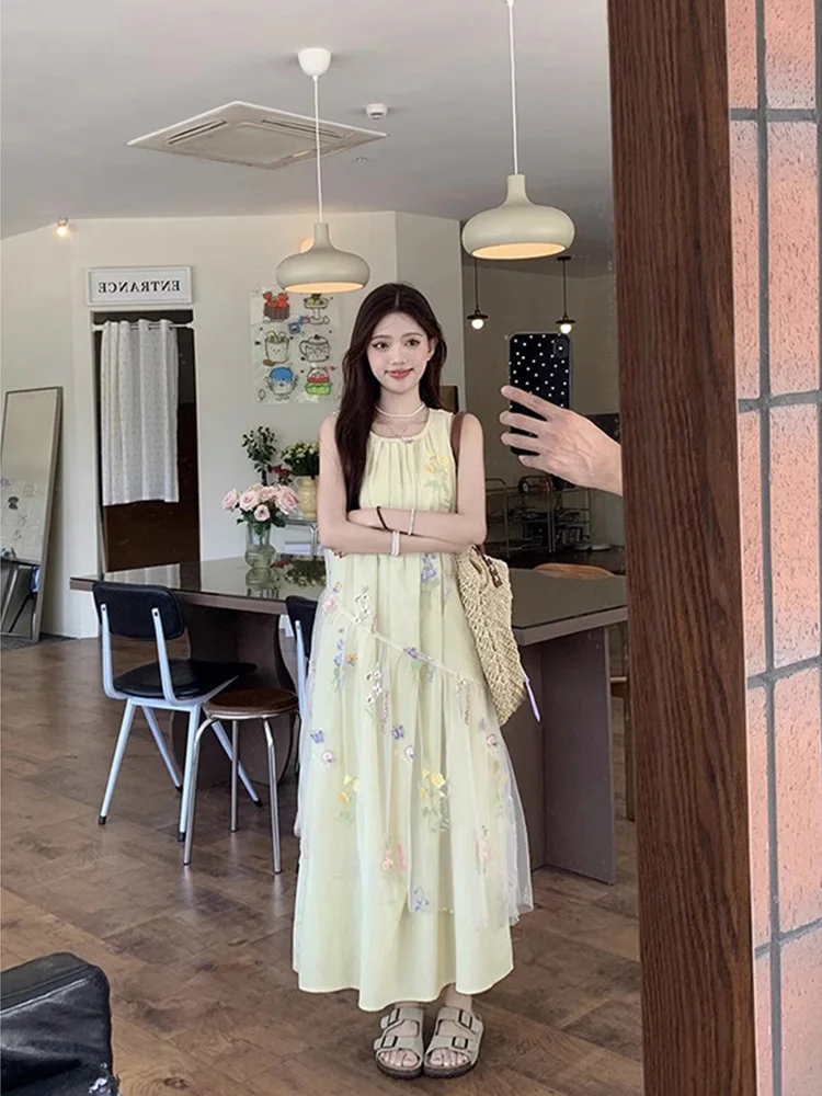 Summer Loose Me Svel Embroidered Dr Women's Gentle Sle Overlap Wear Outer irt Vest Skirt Commute Korean Sle
Summer Loose Me Svel Embroidered Dr Women's Gentle Sle Overlap Wear Outer irt Vest Skirt Commute Korean Sle