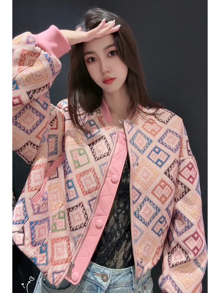 Женская стеганая куртка Ele ort: весенне-осенняя, свободного кроя, в бейсбольном стиле, модная, с винтажным эффектом, премиум-качество
Женская стеганая куртка Ele ort: весенне-осенняя, свободного кроя, в бейсбольном стиле, модная, с винтажным эффектом, премиум-качество