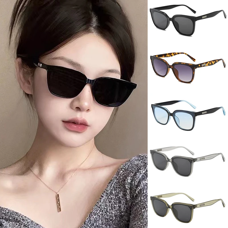 Summer Women Square Sunglasses Fashion Gradient Sunglasses Retro Toned Goggles UV400 Protect Street Women's and Men's Eyewear
Summer Women Square Sunglasses Fashion Gradient Sunglasses Retro Toned Goggles UV400 Protect Street Women's and Men's Eyewear