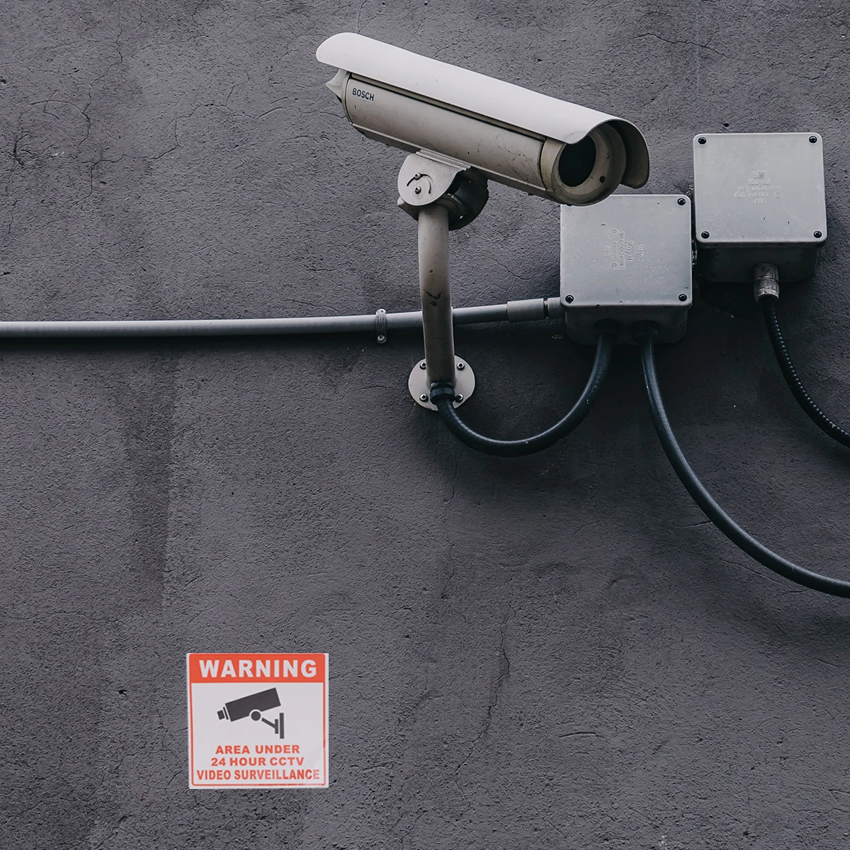 20pcs Security Camera Warning Sign Sticker 24 Hour Video CCTV Ideal for Cars Walls Metal Plastic Smooth Surface Traffic Safety
20pcs Security Camera Warning Sign Sticker 24 Hour Video CCTV Ideal for Cars Walls Metal Plastic Smooth Surface Traffic Safety