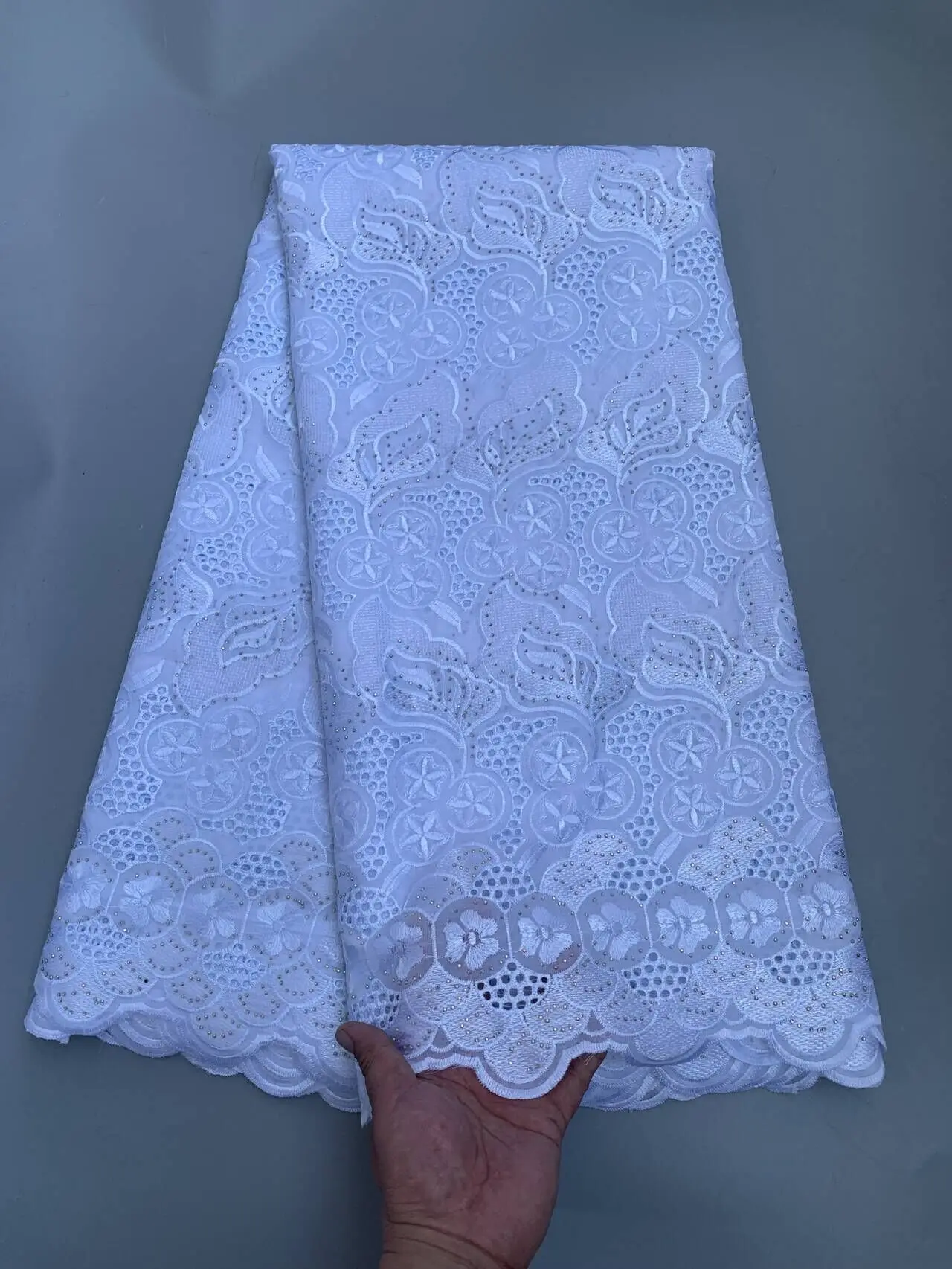 2026 High-Quality Africa Nigerian Sequins Cotton Embroidery Lace Fabric Tulle for Wedding Party Dress Chiffon 5Yards TY012
2026 High-Quality Africa Nigerian Sequins Cotton Embroidery Lace Fabric Tulle for Wedding Party Dress Chiffon 5Yards TY012