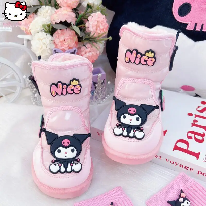 Хлопковые сапоги Sanrio для девочек Kuromi, утепленные студенческие зимние новые теплые повседневные хлопковые туфли, детские модные милые мягкие ботинки martin
Хлопковые сапоги Sanrio для девочек Kuromi, утепленные студенческие зимние новые теплые повседневные хлопковые туфли, детские модные милые мягкие ботинки martin