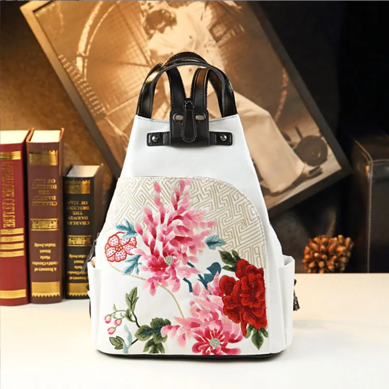 2025 New Embroidered Women's Casual Backpack Ethnic Style Fashion Dual purpose Shoulder Bag/Handbag
2025 New Embroidered Women's Casual Backpack Ethnic Style Fashion Dual purpose Shoulder Bag/Handbag