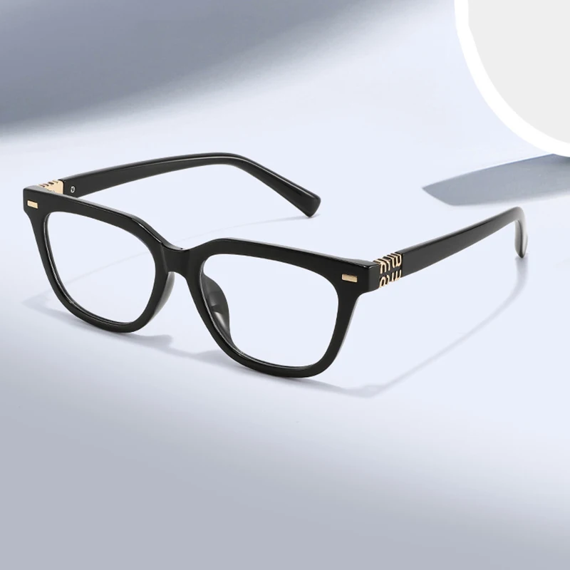 New Fashion Retro Women Rivets Anti Blue Light Myopia Glasses Men Square Brand Nearsighted Spectacles Student Shortsighted Gafas
New Fashion Retro Women Rivets Anti Blue Light Myopia Glasses Men Square Brand Nearsighted Spectacles Student Shortsighted Gafas