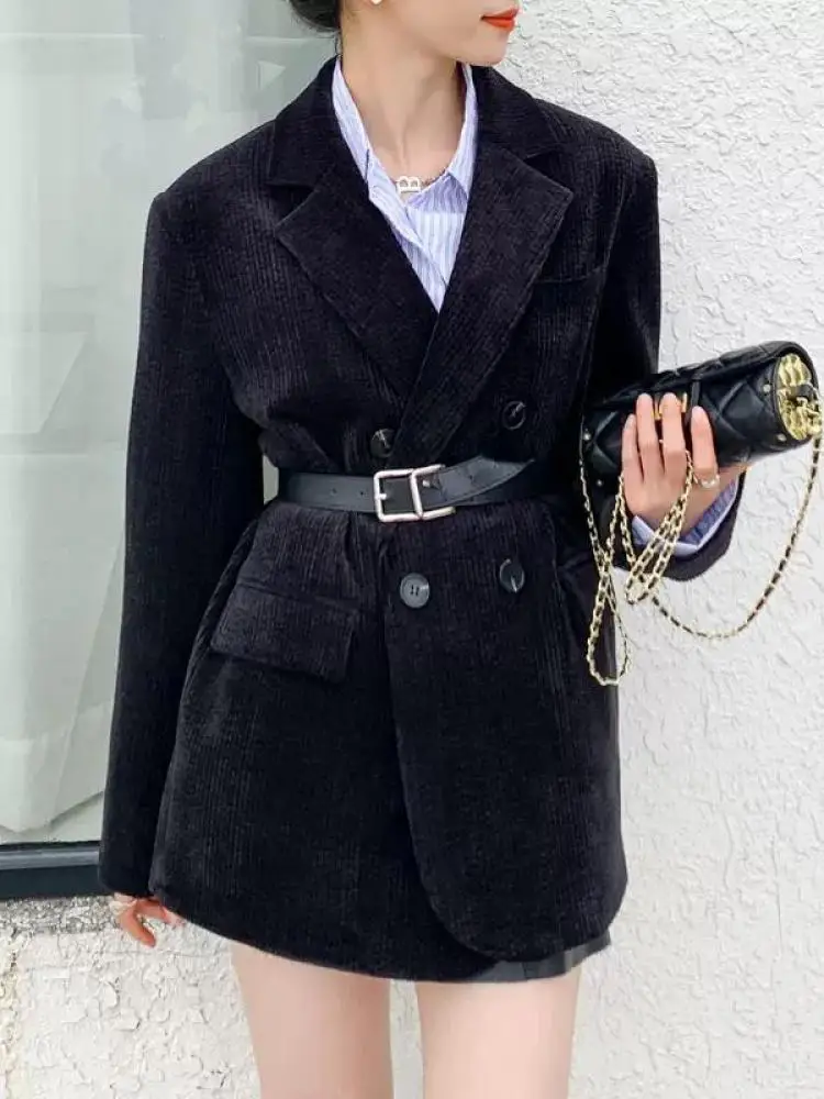 Spring Autumn Black Beige Elegant Long Sleeved Blazer Jacket Korean Version 2025 Women New Purple Corduroy Double Breasted Coat
Spring Autumn Black Beige Elegant Long Sleeved Blazer Jacket Korean Version 2025 Women New Purple Corduroy Double Breasted Coat