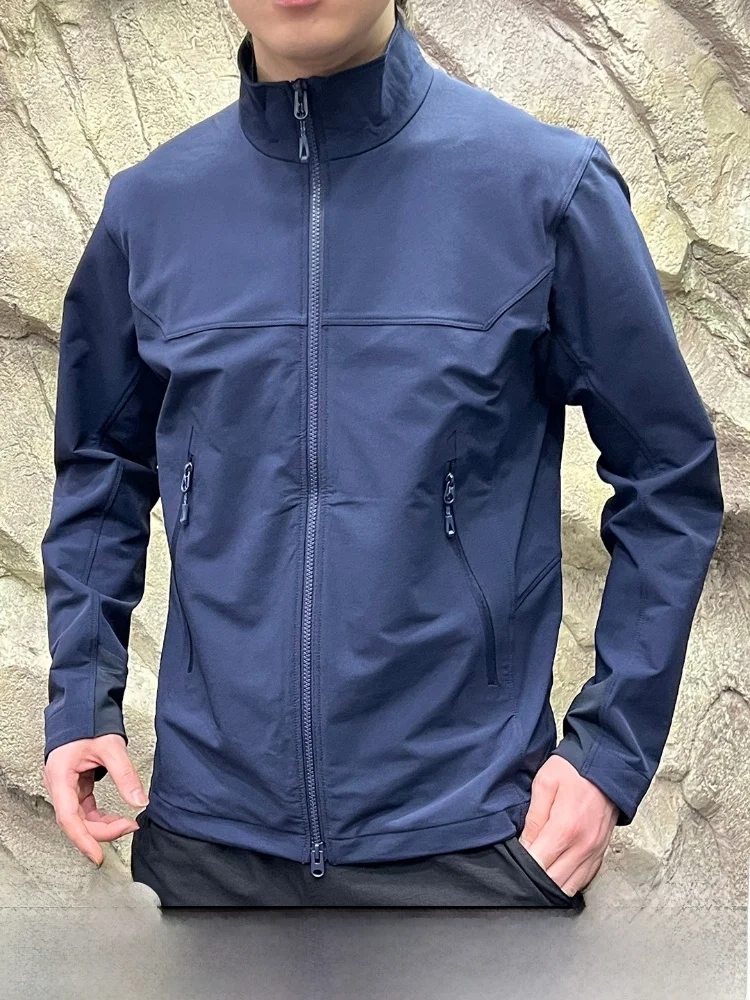 High-End Waterproof Outdoor Men's Soft Jacket Standard Fit Pressed Glue Zipper Casual Style Long Sleeve Stand Collar
High-End Waterproof Outdoor Men's Soft Jacket Standard Fit Pressed Glue Zipper Casual Style Long Sleeve Stand Collar