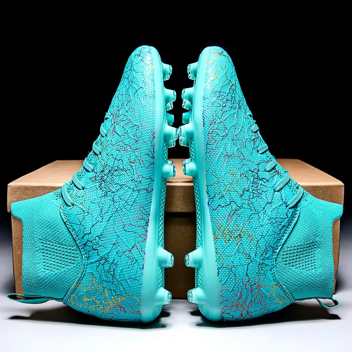 TF/FG профессиональная высокая спортивная обувь, персонализированная и модная, футбольные бутсы разных цветов на выбор.
TF/FG профессиональная высокая спортивная обувь, персонализированная и модная, футбольные бутсы разных цветов на выбор.