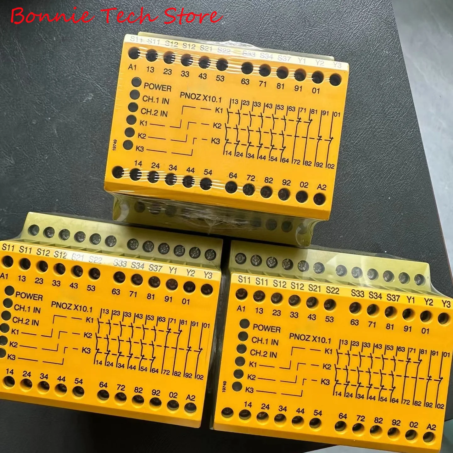774749 для реле безопасности PILZ (автономный), PNOZ X10.1 24VDC 6n/o 4n/c 6LED
774749 для реле безопасности PILZ (автономный), PNOZ X10.1 24VDC 6n/o 4n/c 6LED