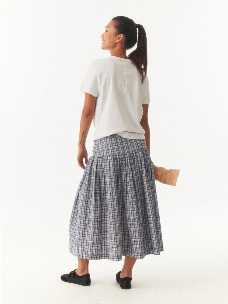 Ретро-юбка в горошек из хлопка, плиссированная миди-юбка с сине-белым принтом в клетку, повседневная женская летняя модная юбка
Ретро-юбка в горошек из хлопка, плиссированная миди-юбка с сине-белым принтом в клетку, повседневная женская летняя модная юбка