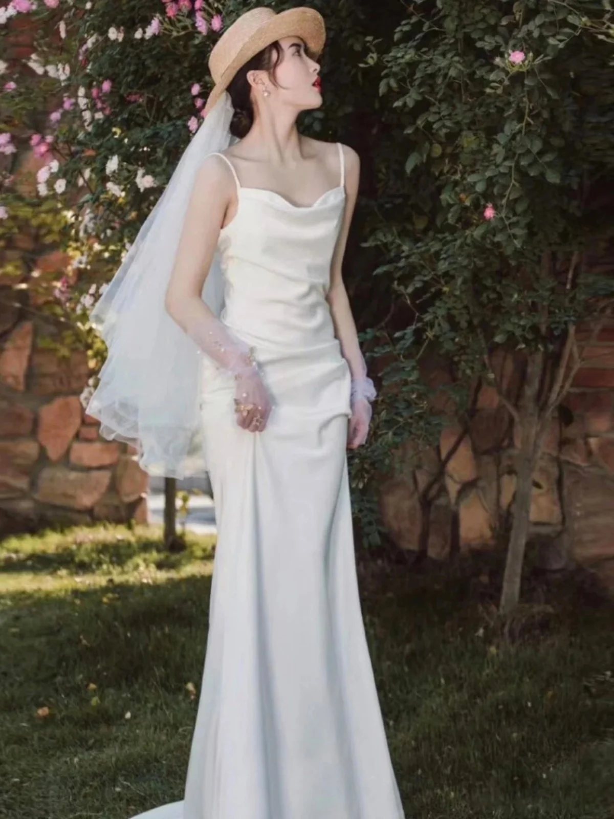 Light Satin Wedding Dr Strapl Outdoor Ceremony Registration Fi Tail Gown Korean Sle Soft Silk Fabric No Sve
Light Satin Wedding Dr Strapl Outdoor Ceremony Registration Fi Tail Gown Korean Sle Soft Silk Fabric No Sve