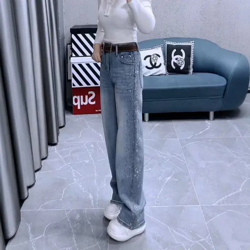 European New Fashion Women Light Blue Solid Color Loose Straight Plus Size Simple Daily Basic Jeans Pants Female Denim Trousers
European New Fashion Women Light Blue Solid Color Loose Straight Plus Size Simple Daily Basic Jeans Pants Female Denim Trousers