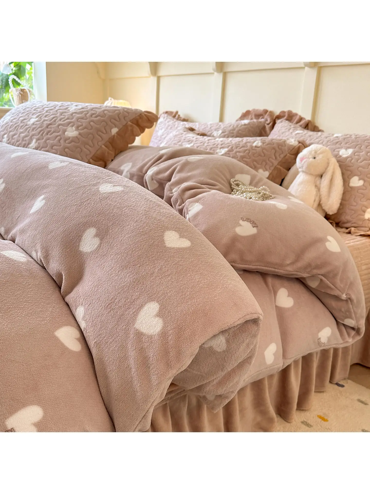 Thiened High ammage Milk Velvet Coral Fce Printed Bedding Set Four Piece Autumn Winter Bed Cover Single Piece Coral Fl...
Thiened High ammage Milk Velvet Coral Fce Printed Bedding Set Four Piece Autumn Winter Bed Cover Single Piece Coral Fl...