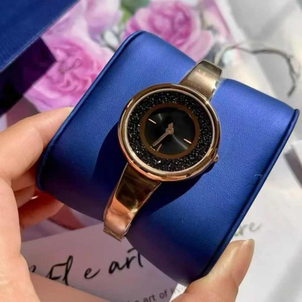 Women's Rose Gold Bangle Watch Luxury Crystal Black Dial Quartz Wristwatch Fashion Ladies Dress Jewelry Watch for Party Gift
Women's Rose Gold Bangle Watch Luxury Crystal Black Dial Quartz Wristwatch Fashion Ladies Dress Jewelry Watch for Party Gift