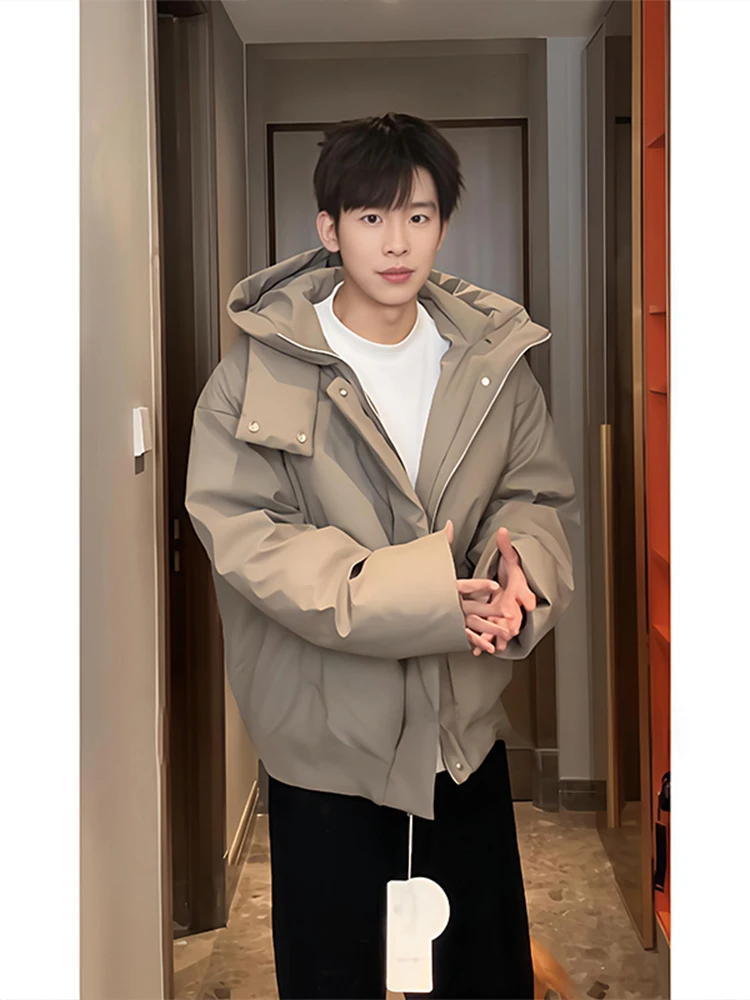 American Style Short PU Leather Hooded down Cotton Jacket Men Winter Thickened CleanFit Cold-resistant Stand Collar Bread Coat
American Style Short PU Leather Hooded down Cotton Jacket Men Winter Thickened CleanFit Cold-resistant Stand Collar Bread Coat