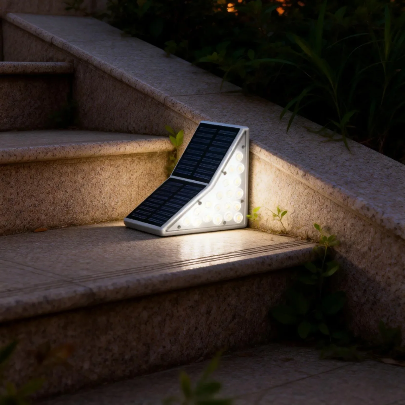New solar stair light outdoor waterproof step light villa garden atmosphere light courtyard trail light
New solar stair light outdoor waterproof step light villa garden atmosphere light courtyard trail light