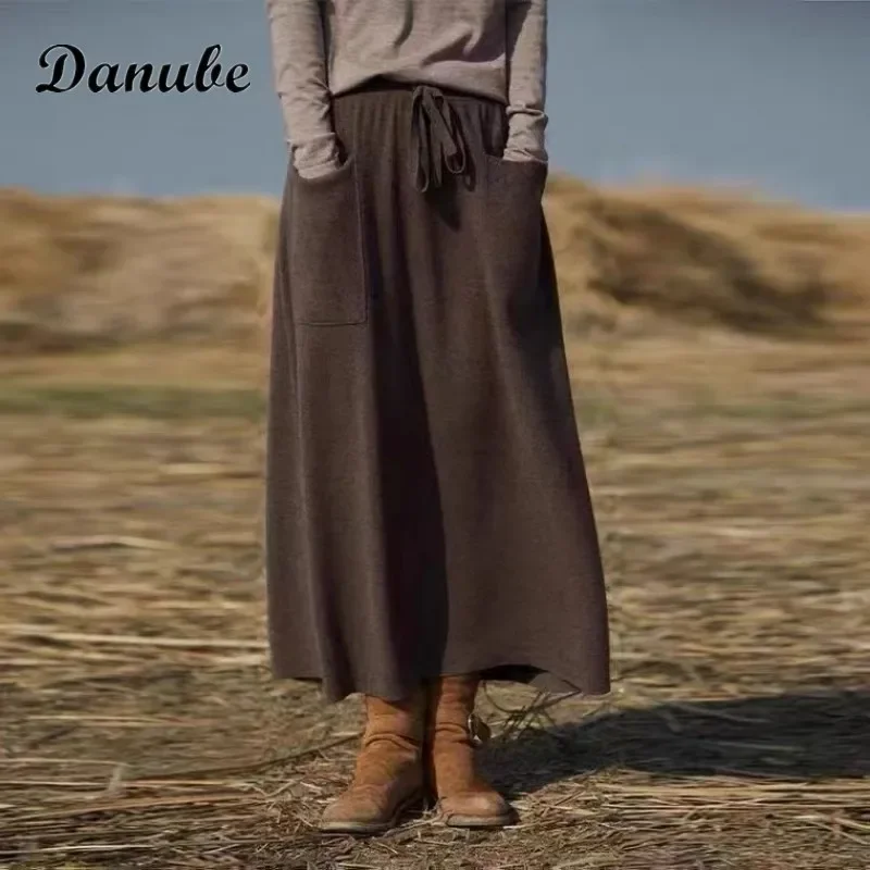 Vintage Cashmere Long Skirt Women Autumn Winter Casual Elastic Waist Drawstring Knitted Skirts Elegant Solid Daily A-Line Skirts
Vintage Cashmere Long Skirt Women Autumn Winter Casual Elastic Waist Drawstring Knitted Skirts Elegant Solid Daily A-Line Skirts