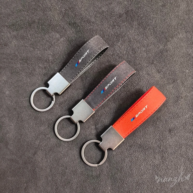 1pcs New Car Keychain Metal Keyring Leather Key Chain Pendant For BMW M Emblem E46 E36 E34 F10 E90F30 E60 F30 E53E30 E9 E87
1pcs New Car Keychain Metal Keyring Leather Key Chain Pendant For BMW M Emblem E46 E36 E34 F10 E90F30 E60 F30 E53E30 E9 E87