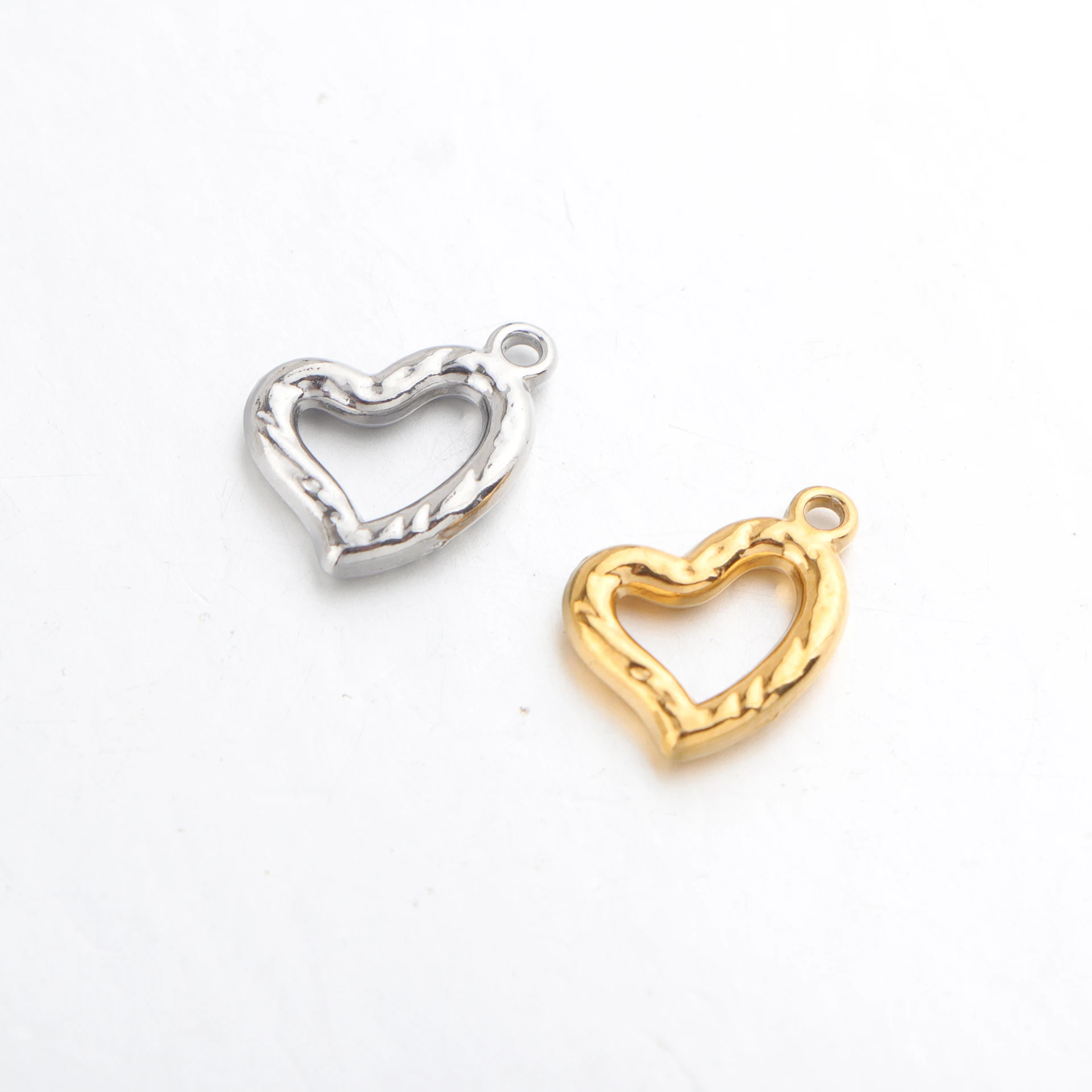 20pcs/lot Stainless Steel Love Heart Charms Pendant for DIY Necklace Earring Bracelet Jewelry Making Accessories Wholesale
20pcs/lot Stainless Steel Love Heart Charms Pendant for DIY Necklace Earring Bracelet Jewelry Making Accessories Wholesale